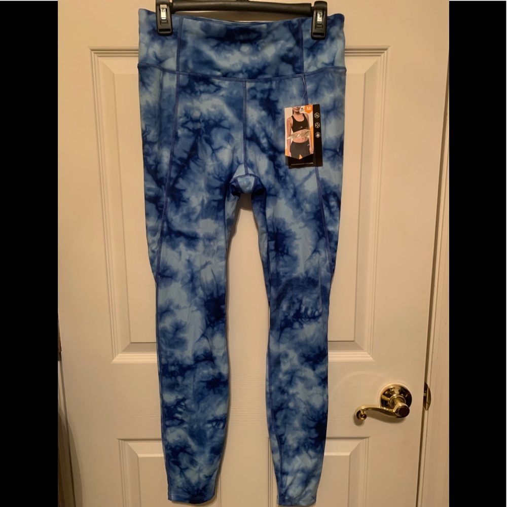 Athletic pants